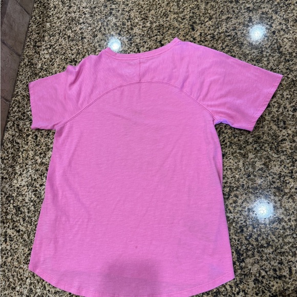 Athletic Kids Pink Graphic T-Shirt Size XXL - Picture 4 of 4